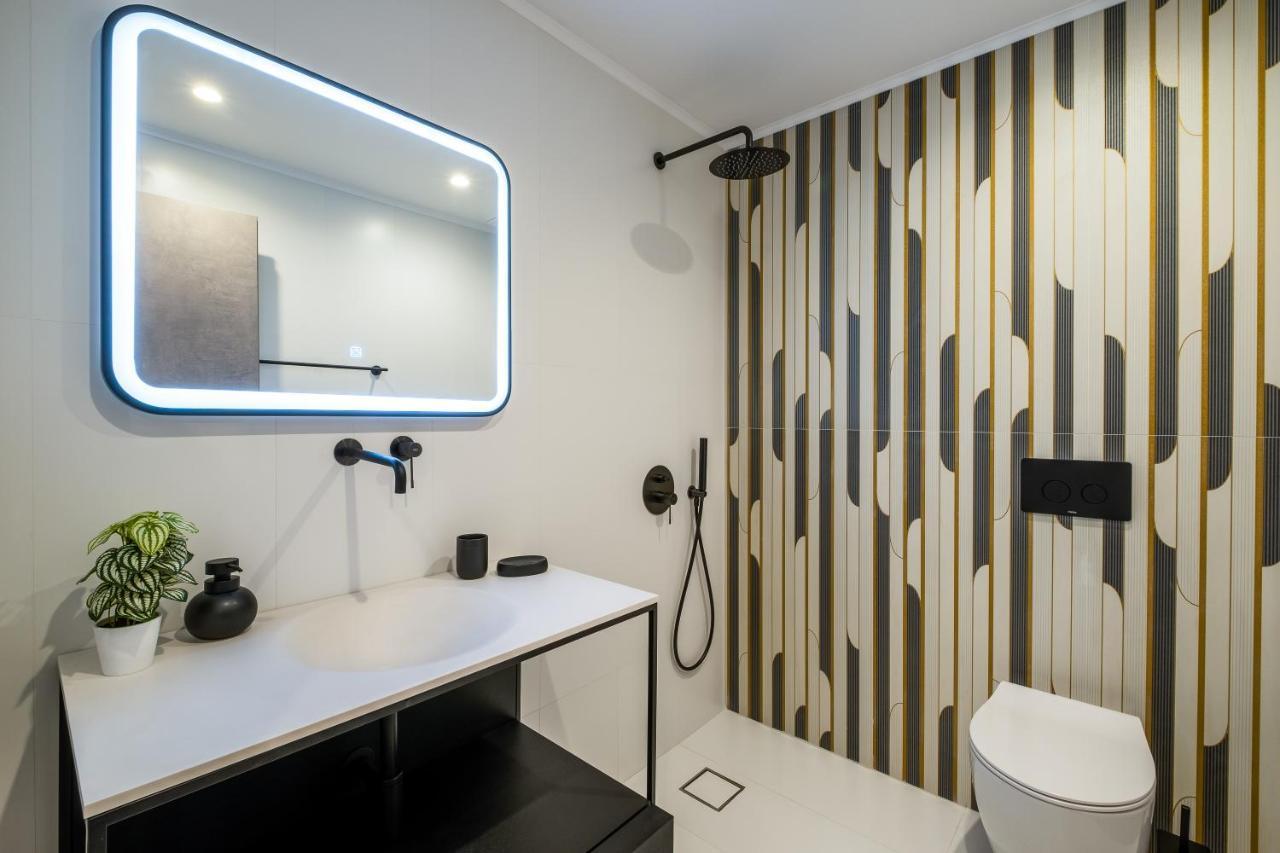 Exarcheia Vibe Penthouse 1 Apartment